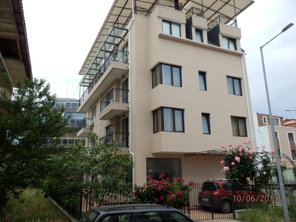 Flowers Apartments Nesebar Habitación foto
