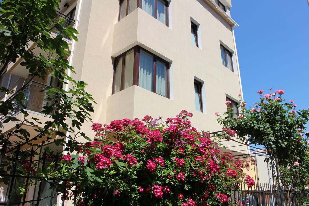 Flowers Apartments Nesebar Exterior foto